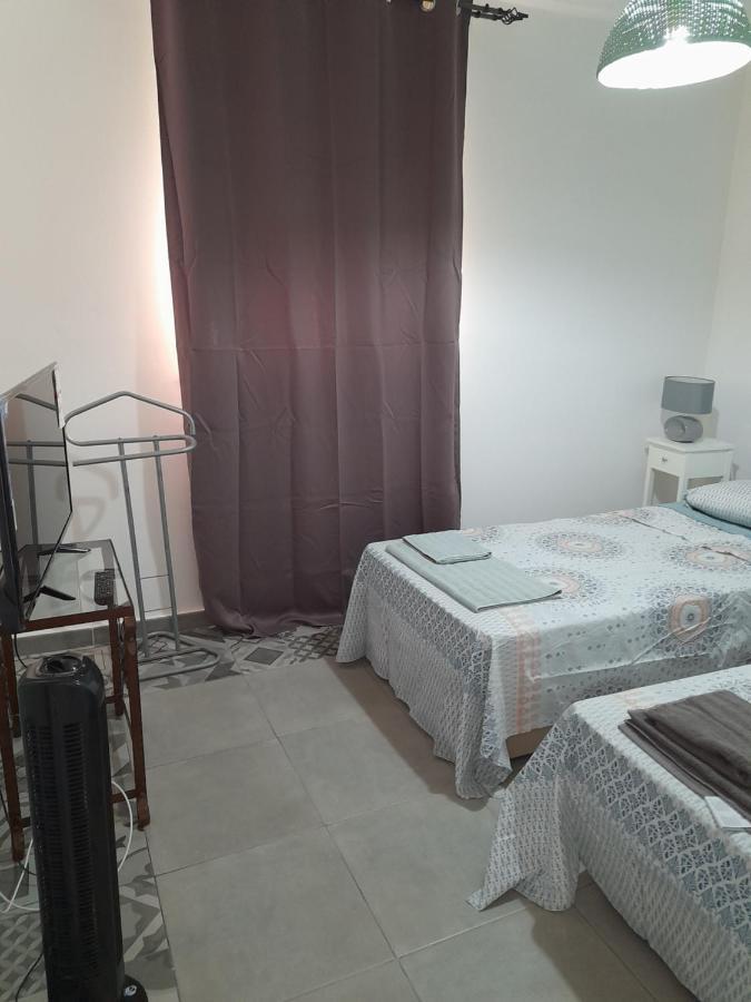 Tropicana One Bedroom Flat T1 In Albufeira Gale Close To 8 Beaches ภายนอก รูปภาพ
