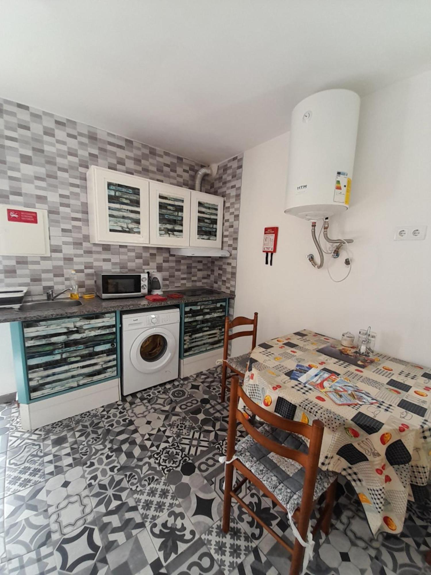 Tropicana One Bedroom Flat T1 In Albufeira Gale Close To 8 Beaches ภายนอก รูปภาพ